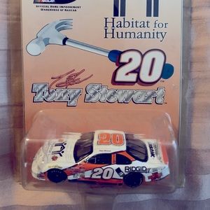 Vintage Tony Stewart NIP Habitat for Humanity 1999 Pontiac Grand Prix NASCAR